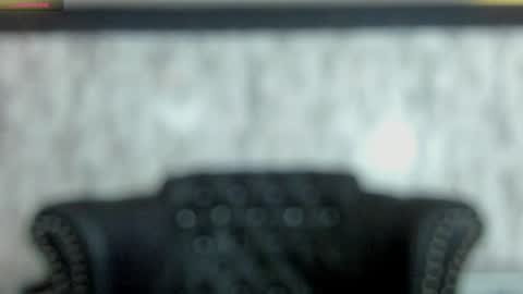 Snapshot of miamontoya chatting on 02-06-25, 03:52 Mia -5 7001400 Follow online show from 02-06-25, 03:52