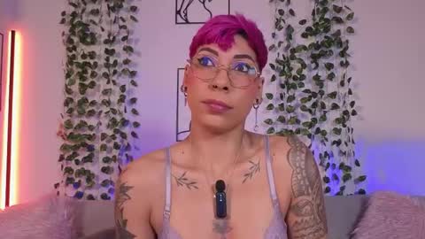 Mia Morgann online show from 03-04-26, 09:59