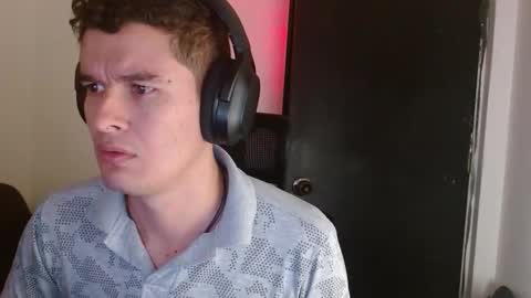 Snapshot of miaou_miaou chatting on 10-12-25, 11:04 miaou_miaou online show from 10-12-25, 11:04