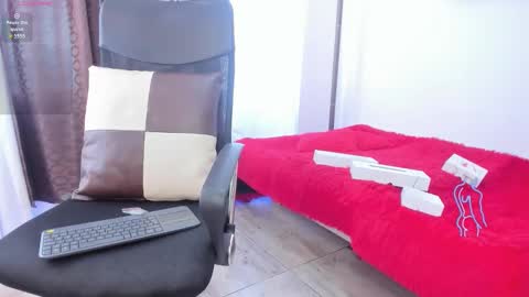 Mia Milf online show from 03-13-26, 10:16