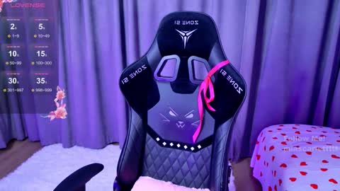 Mia  online show from 01-15-26, 07:17