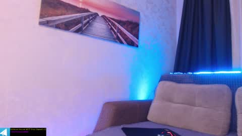 Snapshot of miasean chatting on 12-13-24, 03:38 Mia Princess online show from 12-13-24, 03:38