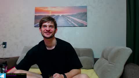 Snapshot of miasean chatting on 01-28-25, 12:36 Mia Princess online show from 01-28-25, 12:36