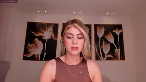 Mia Silva online show from 06-16-26, 11:46