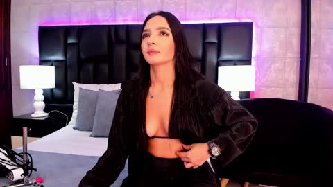 Mia Sweetth online show from 02-21-25, 11:44