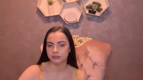 Mia online show from 01-06-26, 08:23