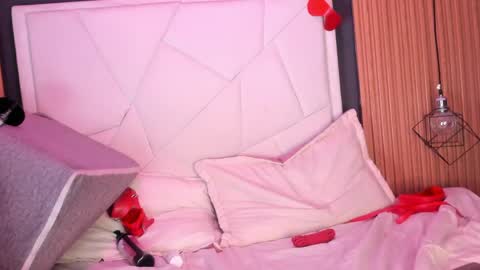 Snapshot of miatorres4 chatting on 04-24-26, 01:57 miatorres4 online show from 04-24-26, 01:57
