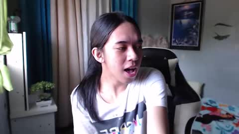 Snapshot of miatrixs chatting on 12-22-24, 05:01 Mia online show from 12-22-24, 05:01