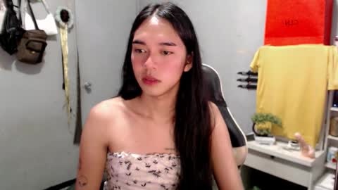 Mia online show from 03-09-26, 06:34