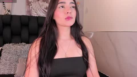 miavelvet1 online show from 06-04-26, 02:28