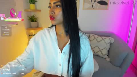 Mia Velvet  online show from 01-14-26, 05:24