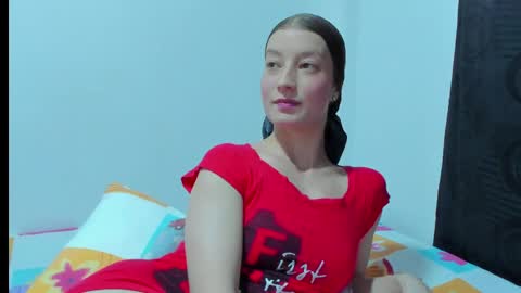 Snapshot of miavolkova_ chatting on 05-17-26, 08:49 Chloe online show from 05-17-26, 08:49