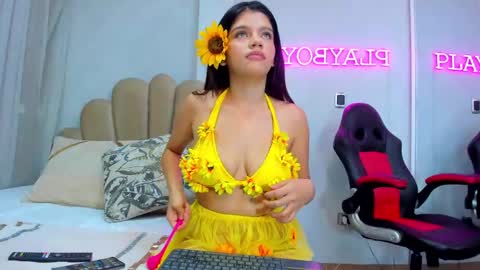 miawalkers online show from 02-18-25, 03:42