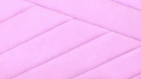 MiaWeiss online show from 04-06-26, 10:11