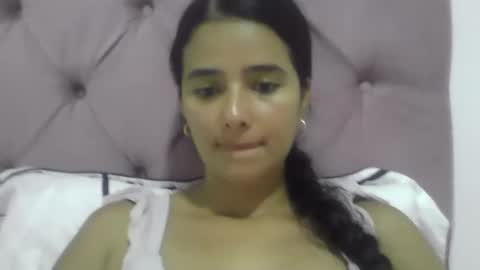 Snapshot of micaelamoreno18 chatting on 05-31-26, 02:20 micaelamoreno18 online show from 05-31-26, 02:20