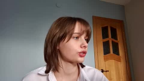 Luna online show from 10-07-25, 01:19