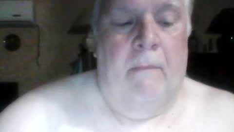 Snapshot of mich1962 chatting on 06-22-26, 03:47 mich1962 online show from 06-22-26, 03:47