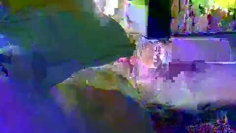 Micha online show from 12-30-24, 05:37