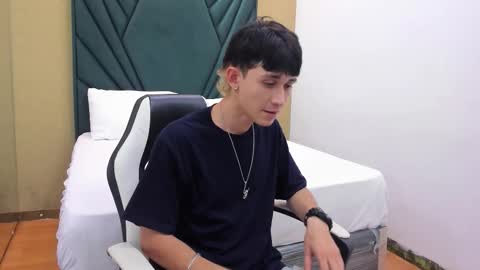 Michael online show from 10-25-25, 08:58