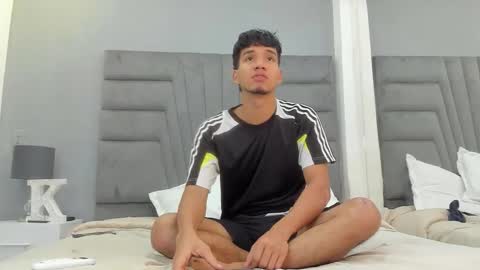 Michael Ross online show from 01-12-26, 11:37