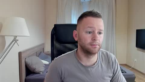 Michael Birkin online show from 09-27-25, 04:06