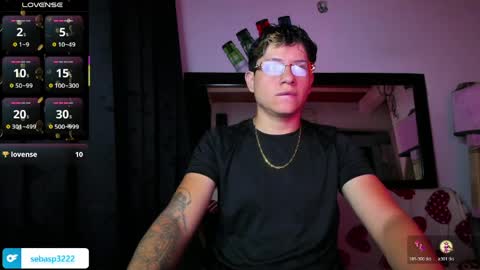 michael independent model  online show from 04-08-26, 10:32