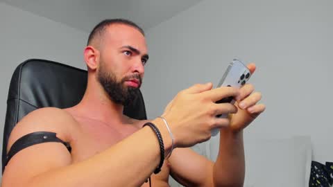 MichaelEvansx online show from 12-16-24, 09:41