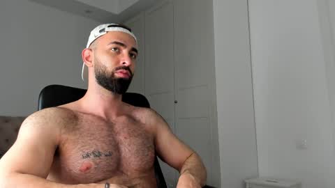 MichaelEvansx online show from 04-02-26, 09:56