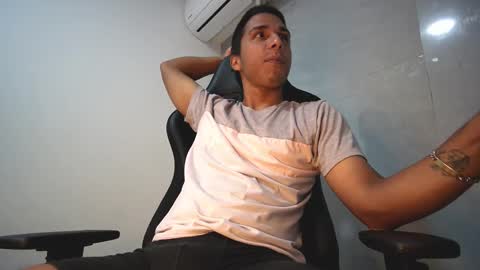 Michael online show from 10-12-25, 02:43