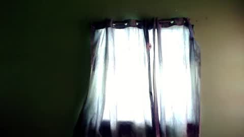 My name is Kel 18. 53 short and petite... online show from 01-05-25, 12:09