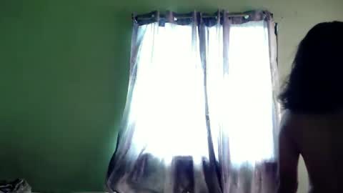 My name is Kel 18. 53 short and petite... online show from 01-13-25, 02:28