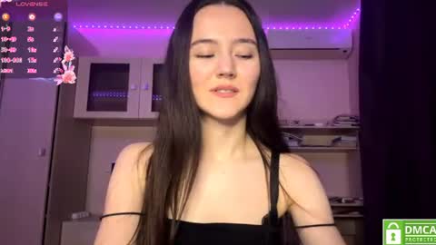 Snapshot of michalkandoll chatting on 06-20-26, 02:53 Aidaxo online show from 06-20-26, 02:53