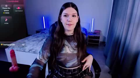 Snapshot of micheledoll chatting on 03-15-26, 09:48 MicheleDoll online show from 03-15-26, 09:48