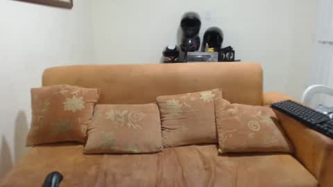 michelle_allen0104 online show from 02-26-25, 05:31