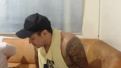 michelle_allen0104 online show from 09-10-25, 04:23