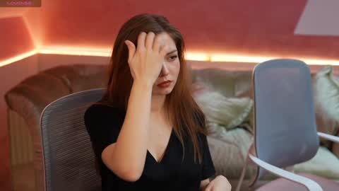 Snapshot of michelleinlove4u chatting on 02-04-25, 12:00 Michelle online show from 02-04-25, 12:00