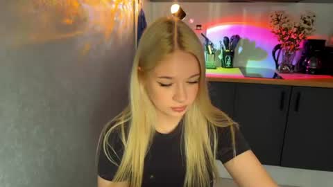 Michelle3 online show from 07-26-26, 04:20