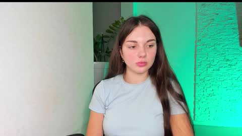 Michellee online show from 11-04-25, 05:56