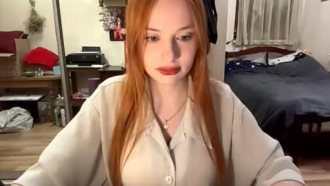 Snapshot of michelsogol chatting on 02-05-26, 06:23 Foxy online show from 02-05-26, 06:23