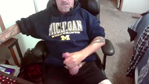 TattedInDetroit online show from 10-17-25, 05:04