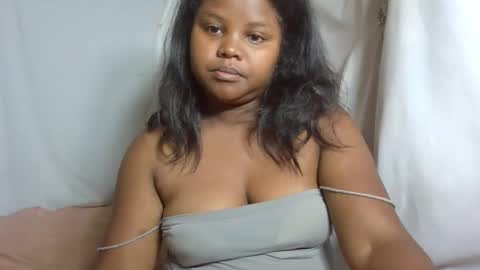 Snapshot of michou61 chatting on 02-07-26, 07:12 michou61 online show from 02-07-26, 07:12