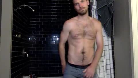 Snapshot of mickey_mic chatting on 09-28-25, 11:21 mickey_mic online show from 09-28-25, 11:21