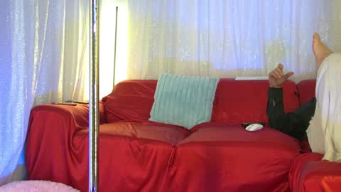 Mickey online show from 02-02-25, 01:12