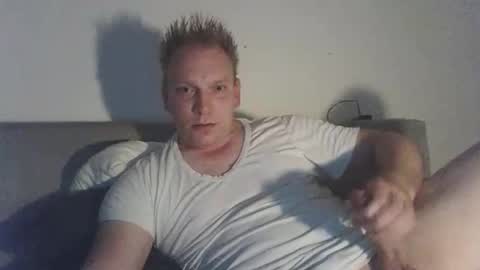 mickkxl online show from 11-17-25, 12:22