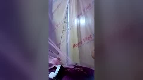Snapshot of mickye00 chatting on 06-17-26, 04:08 Miky online show from 06-17-26, 04:08