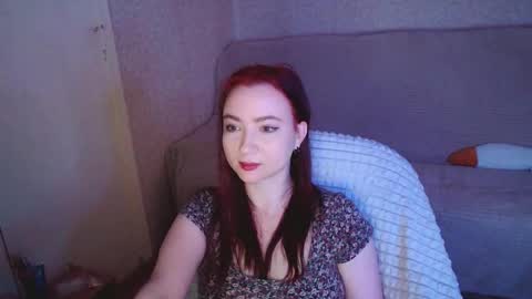 Snapshot of mickywood chatting on 10-18-25, 01:45 Micky online show from 10-18-25, 01:45