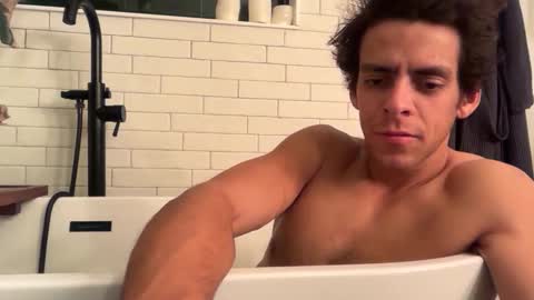 Snapshot of micomoney chatting on 11-28-25, 05:10 micomoney online show from 11-28-25, 05:10