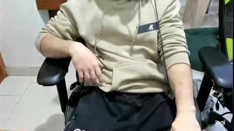 microfama00 online show from 04-03-26, 10:41