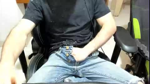 microfama00 online show from 04-15-26, 07:48