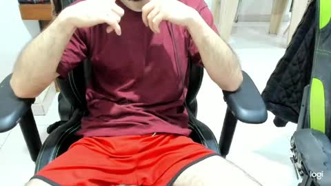 microfama00 online show from 06-20-26, 06:05
